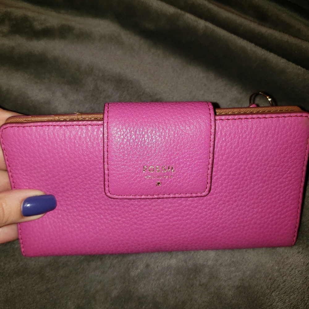 Fossil wallet